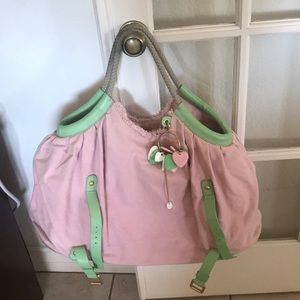 Juicy beach bag and heart keychain